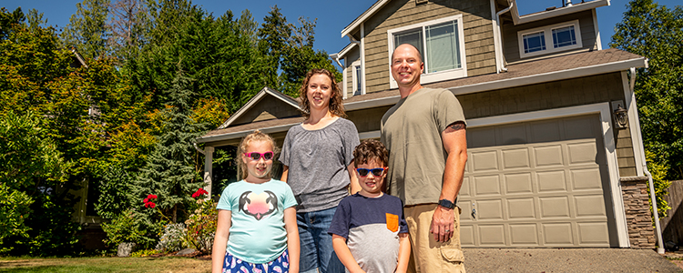 IAFF Member Finds Home Oasis with Union Plus Mortgage